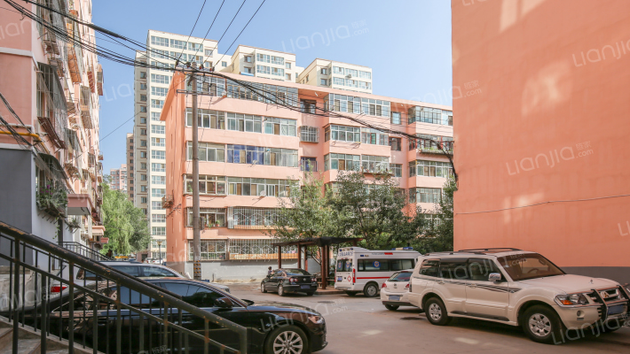 604家属院外景图