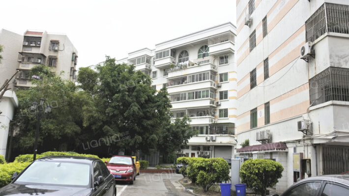 亚桥花园外景图