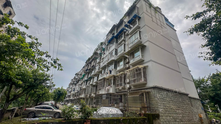 检察院宿舍外景图