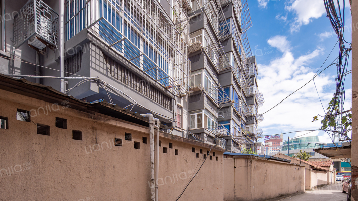 老邮电局宿舍外景图