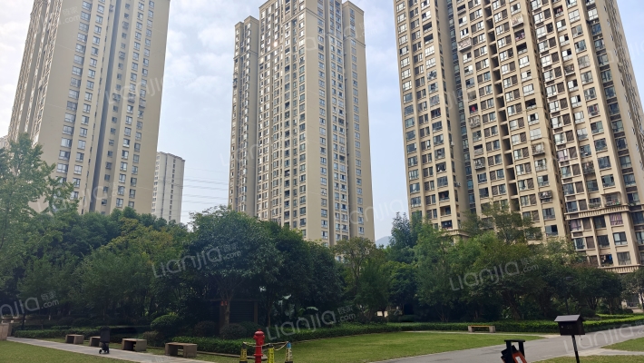 融汇温泉城童话里E区外景图