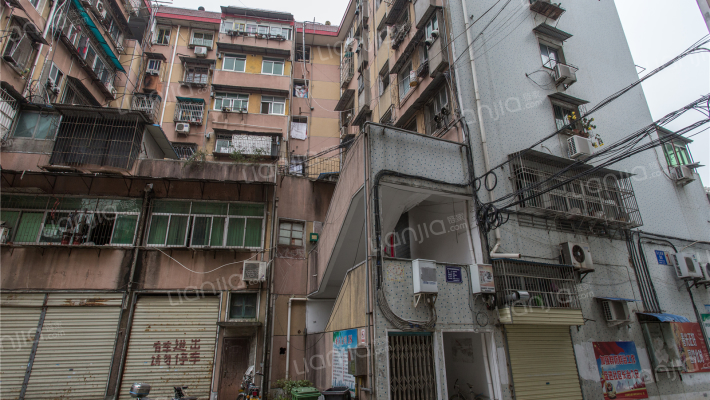 沿江西路90号外景图