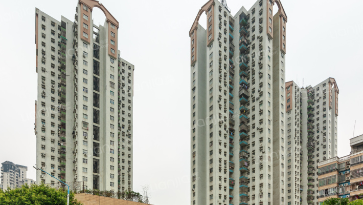 湖畔花园外景图