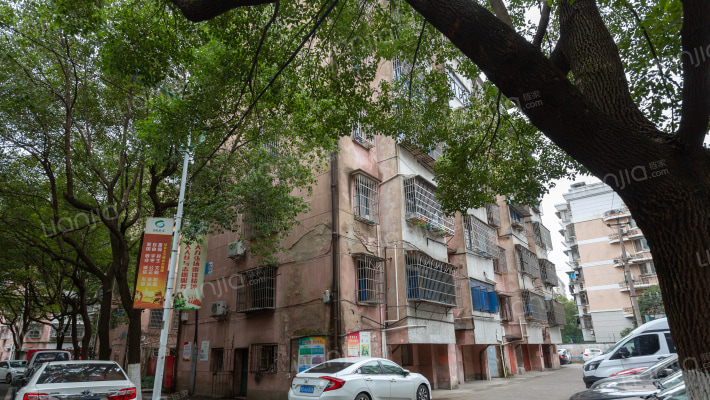 假山路小区外景图