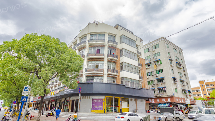 中前小区外景图