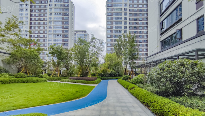 翡翠名邸外景图