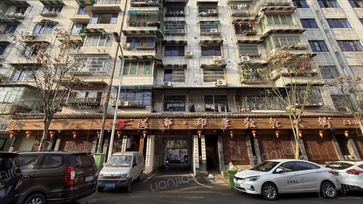 荷塘小院外景图