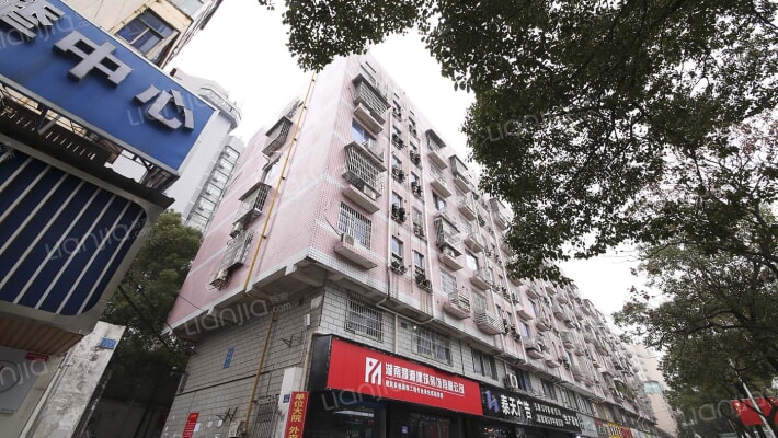 天龙商住楼外景图