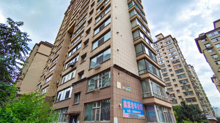 锦江花园二区外景图