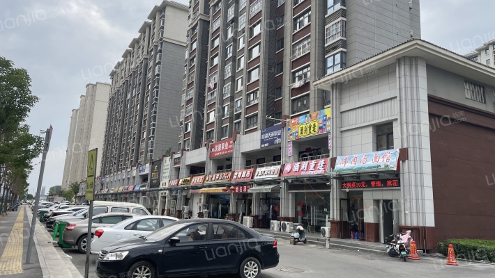 悦景华府外景图