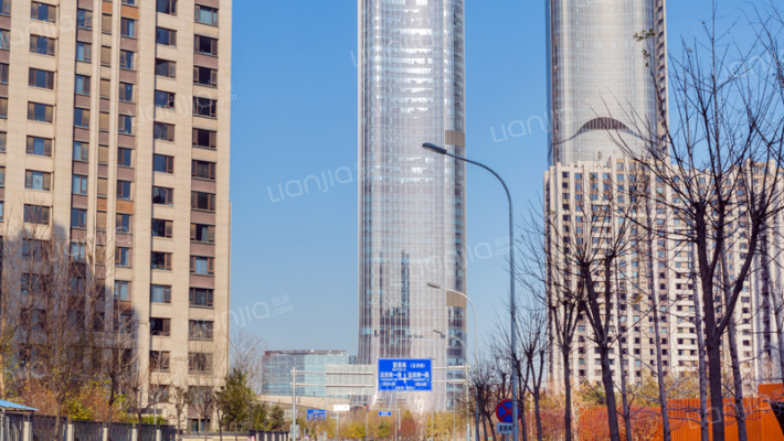 中航产融大厦外景图