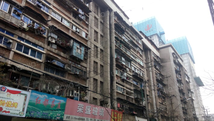 高雄路38到44号外景图