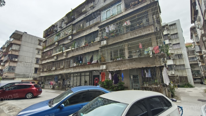 松林街住宅外景图