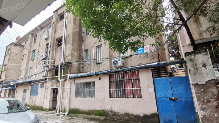 解放东路136号外景图