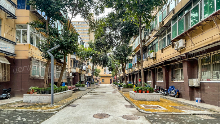 西安棉织厂家属院外景图