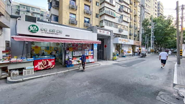 东八道巷小区外景图