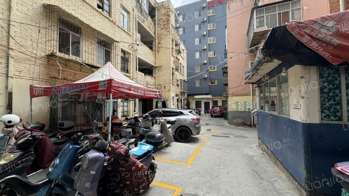 西昌路840号外景图