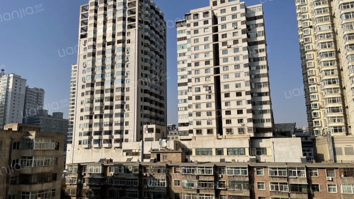 基隆大厦外景图