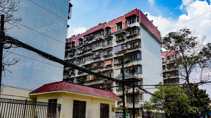 西苑小区外景图