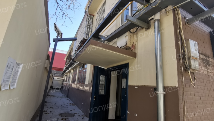 粮食局家属楼外景图