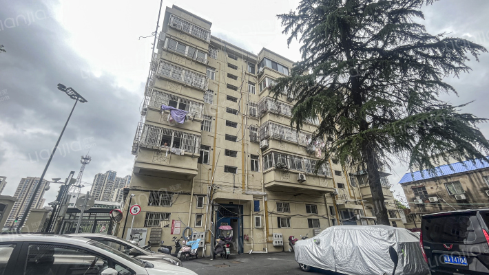 华兴小区外景图