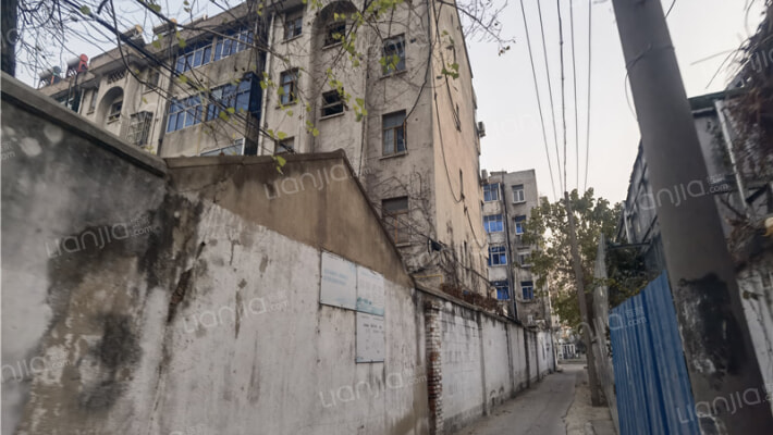 解放西路广播站宿舍外景图