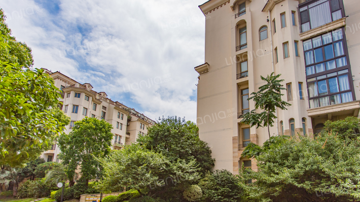 军山花园外景图