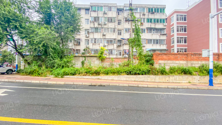 六十一中宿舍外景图