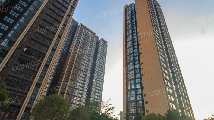 晶地里程花园外景图