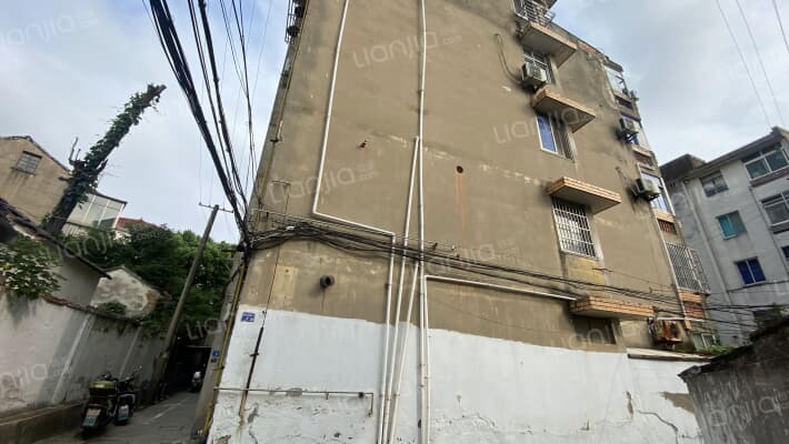 辉德湾西弄外景图