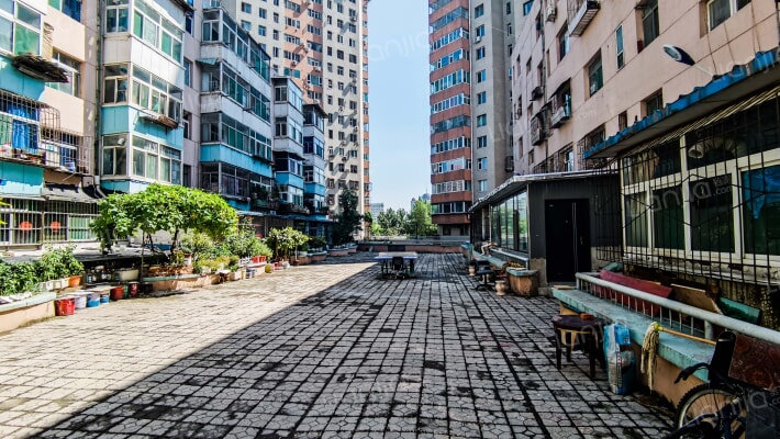 云路房地局宿舍外景图