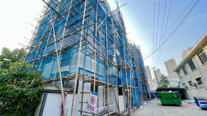 武警家舍外景图