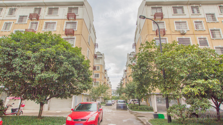 曲苑小区外景图