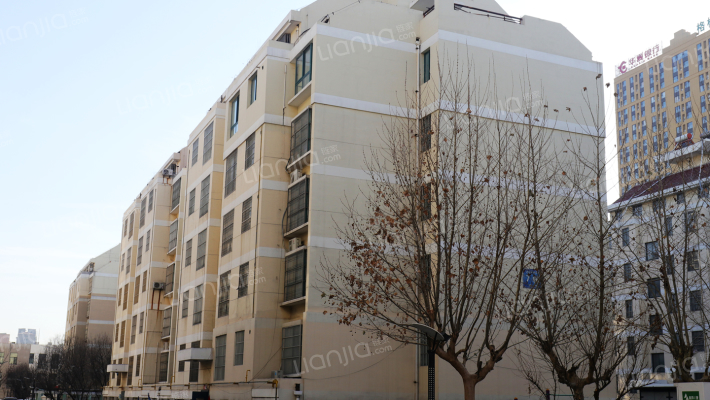 圣城中央花园外景图