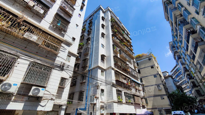 燃料局宿舍外景图