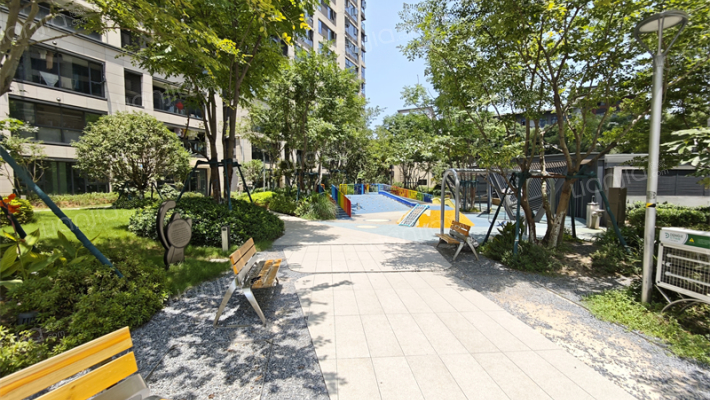 远洋东方境世界观3号地外景图