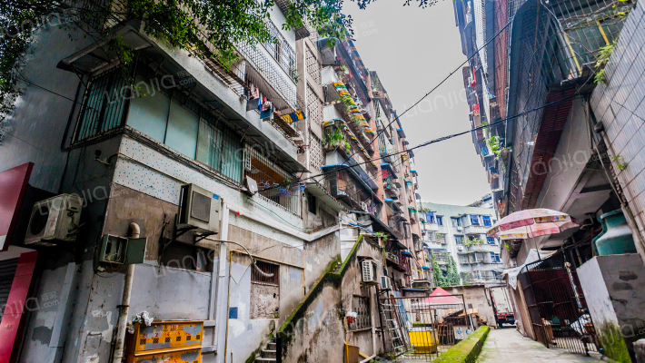 皮鞋城一路103号外景图