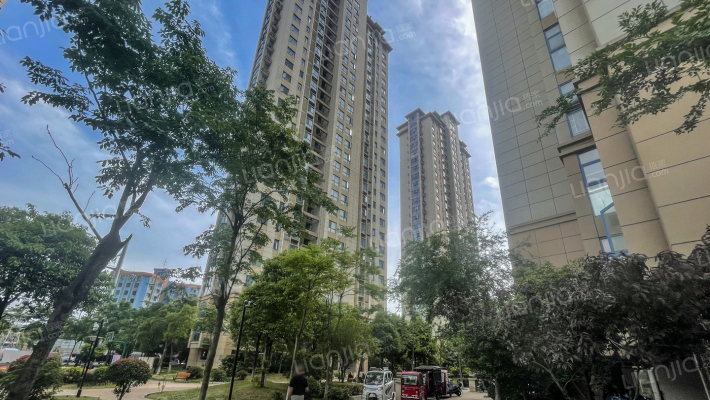 荣华东南海外景图