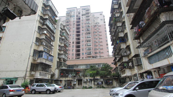 洪湖二街37号大院外景图