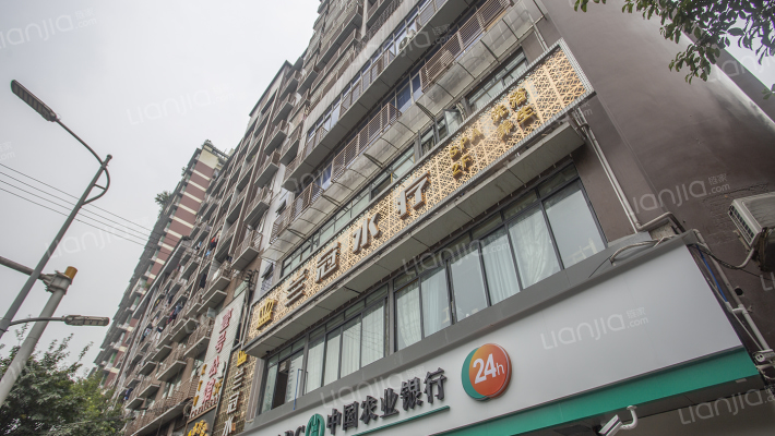 松龙大厦外景图