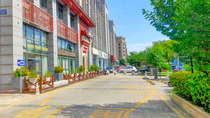 海港大厦外景图