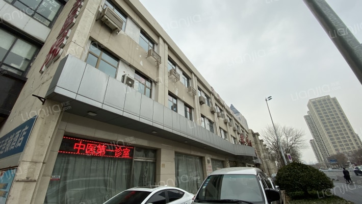 律纬路33号外景图