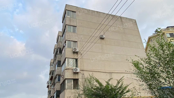 望岳路609号外景图