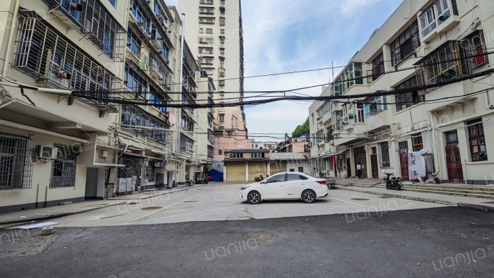 文星大道92号外景图