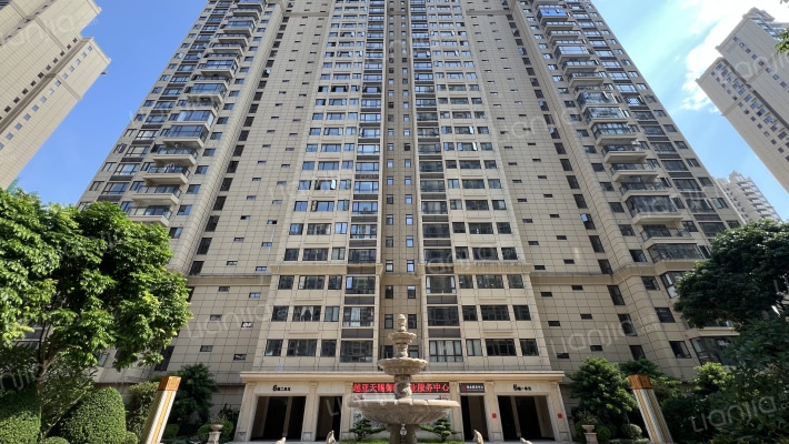 越亚·天赐御园外景图