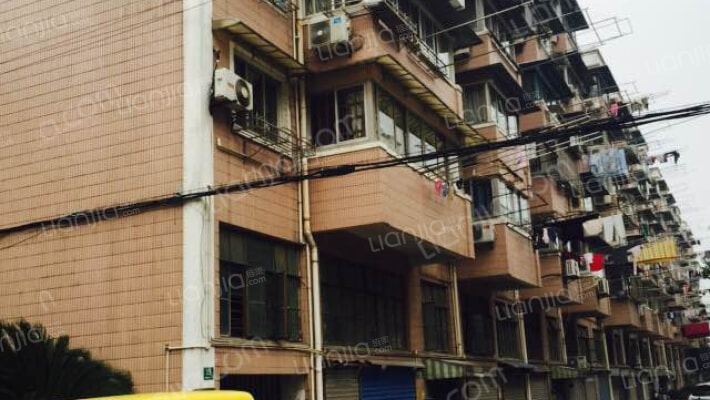 共康路400弄外景图