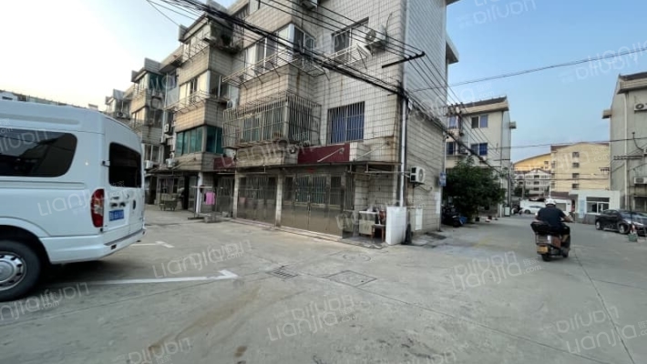 新华新村外景图