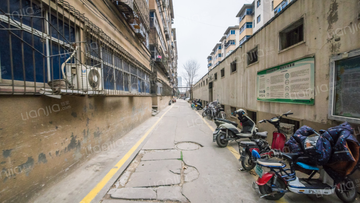 经一路43号院外景图