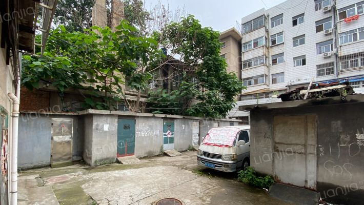 五交化南苑小区外景图