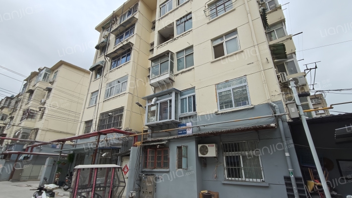 徐州市卫生局宿舍外景图